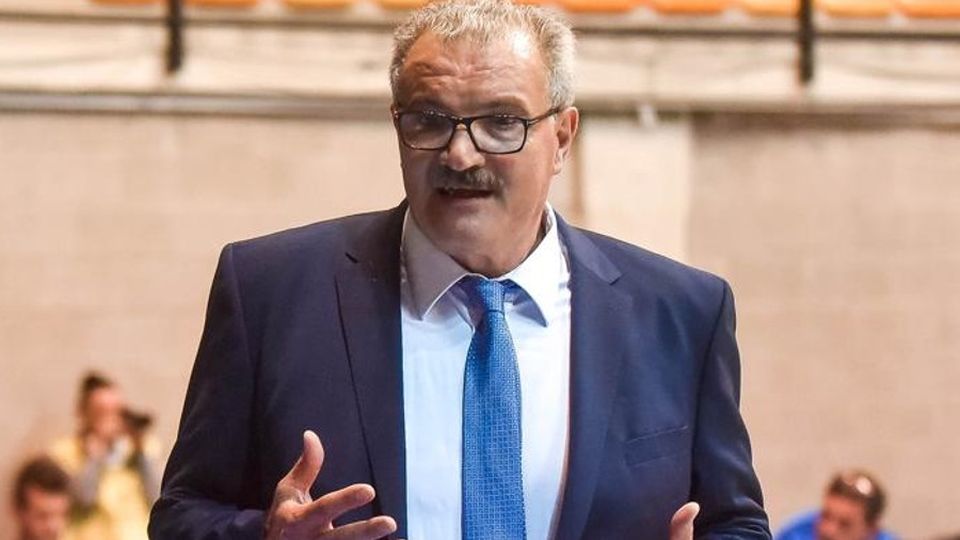 Sacchetti trova l’affinità «Cantù è sbarazzina come noi» Sacchetti trova l’affinità «Cantù è sbarazzina come noi»