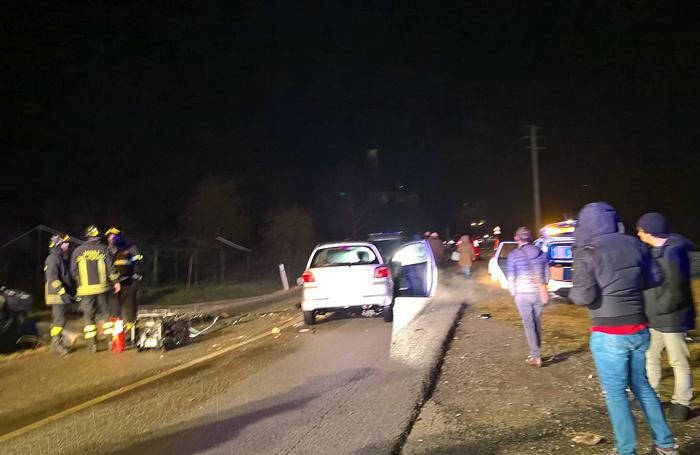LASNIGO - INCIDENTE CON QUATTRO FERITI