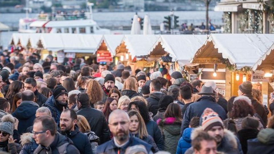 Balocchi, ancora folla e code in città «Tanti visitatori fanno bene» Balocchi, ancora folla e code in città «Tanti visitatori fanno bene»