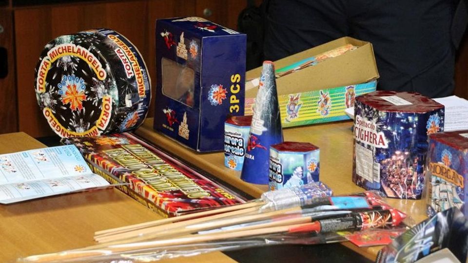 Aveva due quintali di botti vietati Turate, commerciante denunciato Aveva due quintali di botti vietati Turate, commerciante denunciato