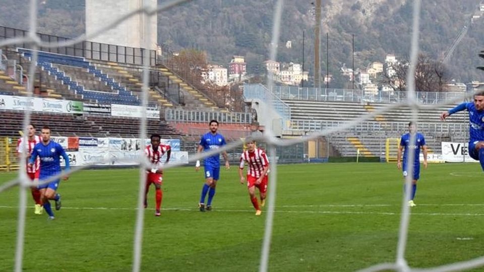 Fortino Sinigaglia Il Como fa 6 su 6 Fortino Sinigaglia Il Como fa 6 su 6