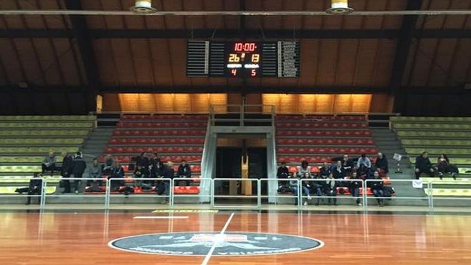 Palasampietro, derby tra Como e Cantù Il sindaco: «Un Comune vuole gestirlo» Palasampietro, derby tra Como e Cantù Il sindaco: «Un Comune vuole gestirlo»