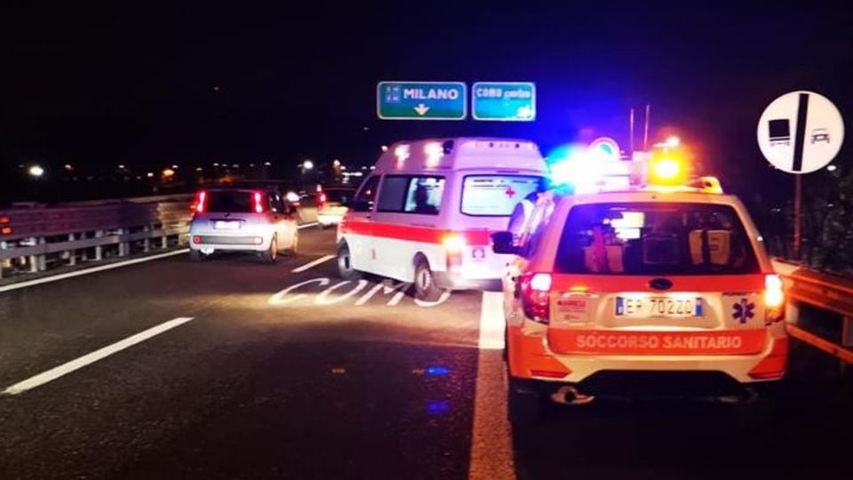 A9, incidente a Como centro Tre feriti e code verso Milano A9, incidente a Como centro Tre feriti e code verso Milano