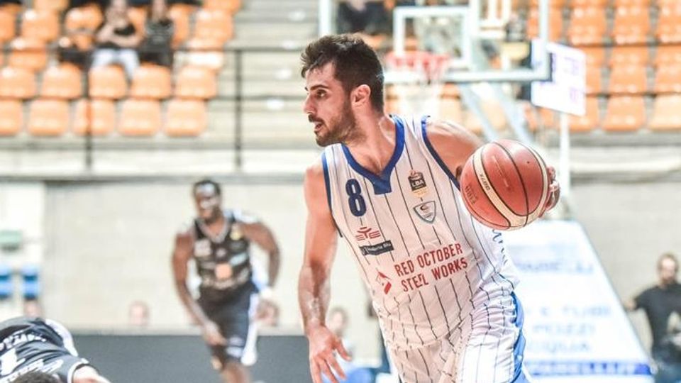 Parrillo, derby da leoni «Per la gente che ci aiuta» Parrillo, derby da leoni «Per la gente che ci aiuta»