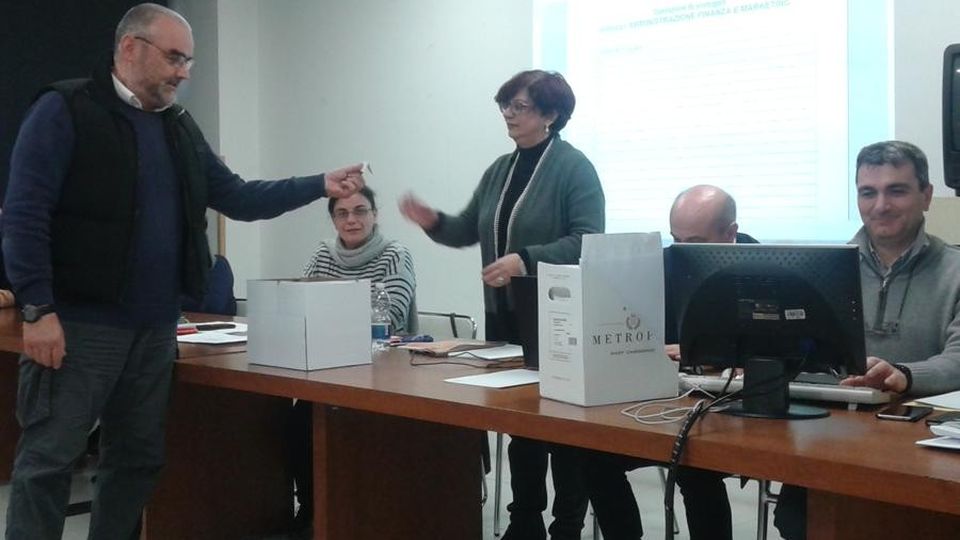 Mariano, sorteggio al Monnet Restano fuori 104 ragazzi di prima Mariano, sorteggio al Monnet Restano fuori 104 ragazzi di prima