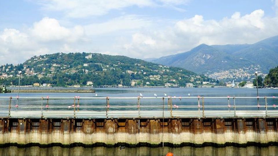 Paratie, nessun opera abusiva Il Tar dà torto a Villa Saporiti Paratie, nessun opera abusiva Il Tar dà torto a Villa Saporiti