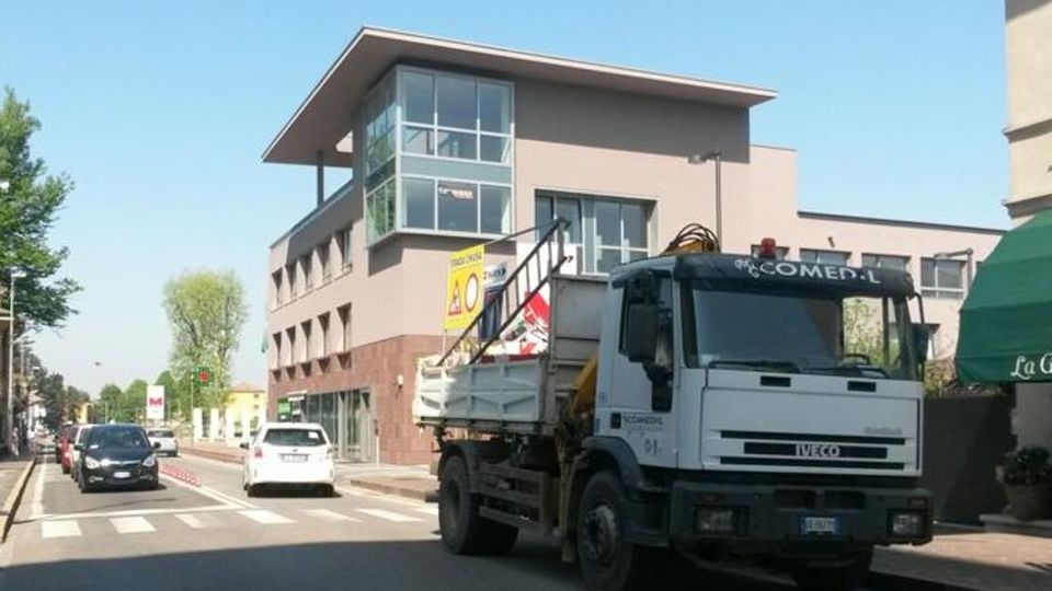 Olgiate, riaperta la Statale Tolto il blocco in anticipo Olgiate, riaperta la Statale Tolto il blocco in anticipo