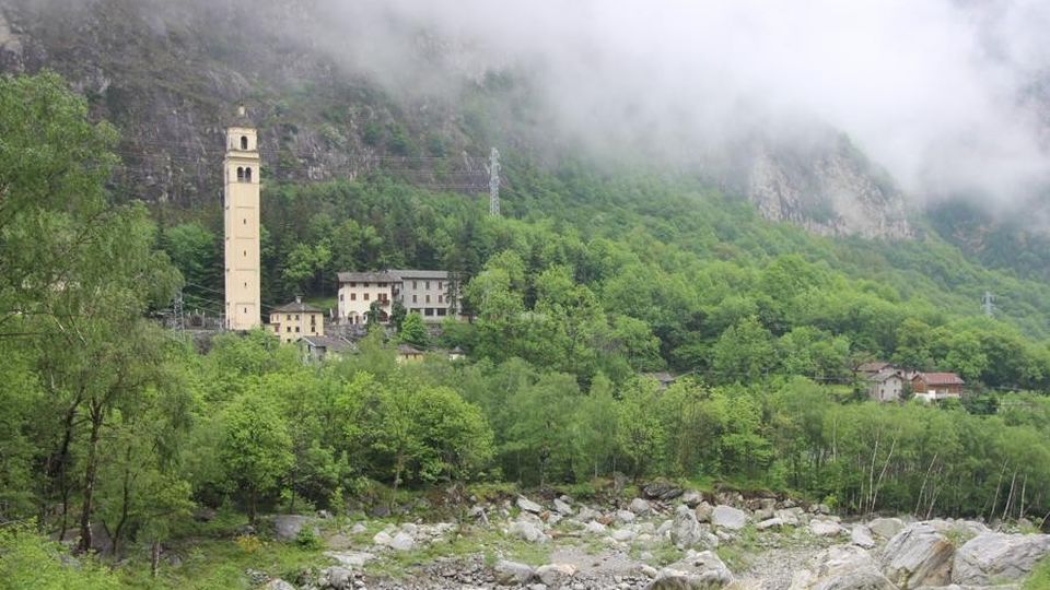 Valchiavenna, prima soluzione «Strada alternativa in un mese» Valchiavenna, prima soluzione «Strada alternativa in un mese»