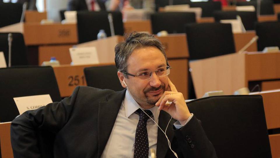 Smog: Pedicini (M5S), Ue in 'colpevole ritardo' su Pm2,5 Smog: Pedicini (M5S), Ue in 'colpevole ritardo' su Pm2,5