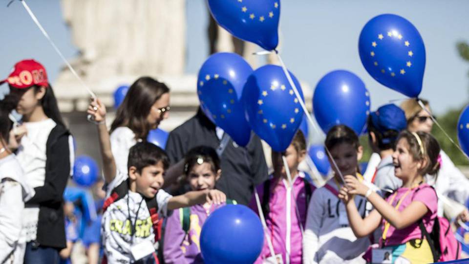 Cento giovani a Ventotene per rilanciare il progetto europeo Cento giovani a Ventotene per rilanciare il progetto europeo