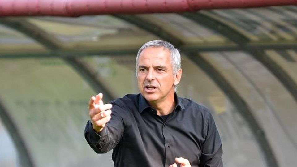 Como, settimana decisiva per l’allenatore Ritiro estivo: Arona resta la sede favorita Como, settimana decisiva per l’allenatore Ritiro estivo: Arona resta la sede favorita