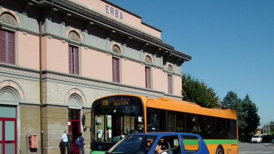 Erba, sicurezza in stazione, la speranza «La Regione riapra la biglietteria» Erba, sicurezza in stazione, la speranza «La Regione riapra la biglietteria»