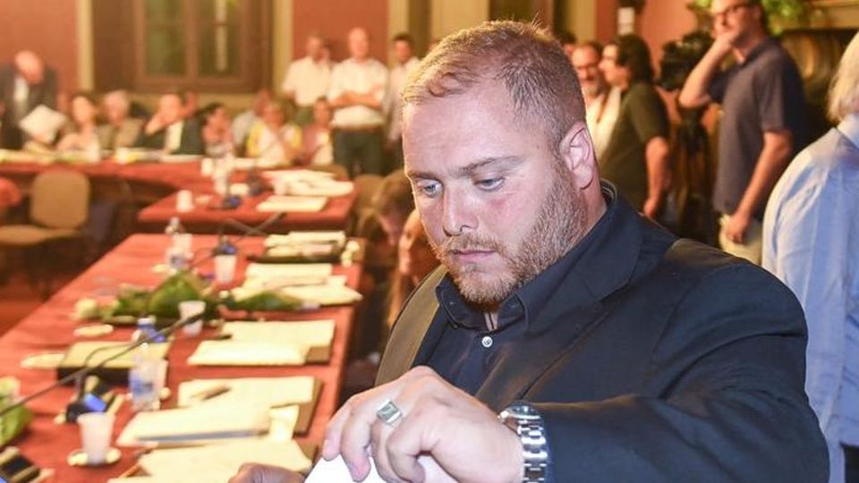 Maslianico, politico in panchina La squadra al capo gruppo Tufano Maslianico, politico in panchina La squadra al capo gruppo Tufano