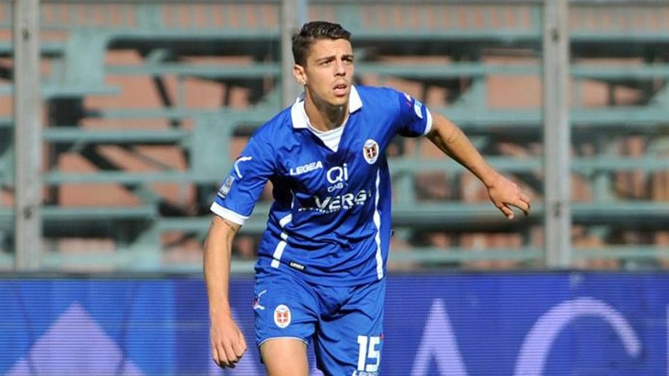 Toh, guarda chi c’è ad Arona Spunta l’ex capitano Ambrosini Toh, guarda chi c’è ad Arona Spunta l’ex capitano Ambrosini