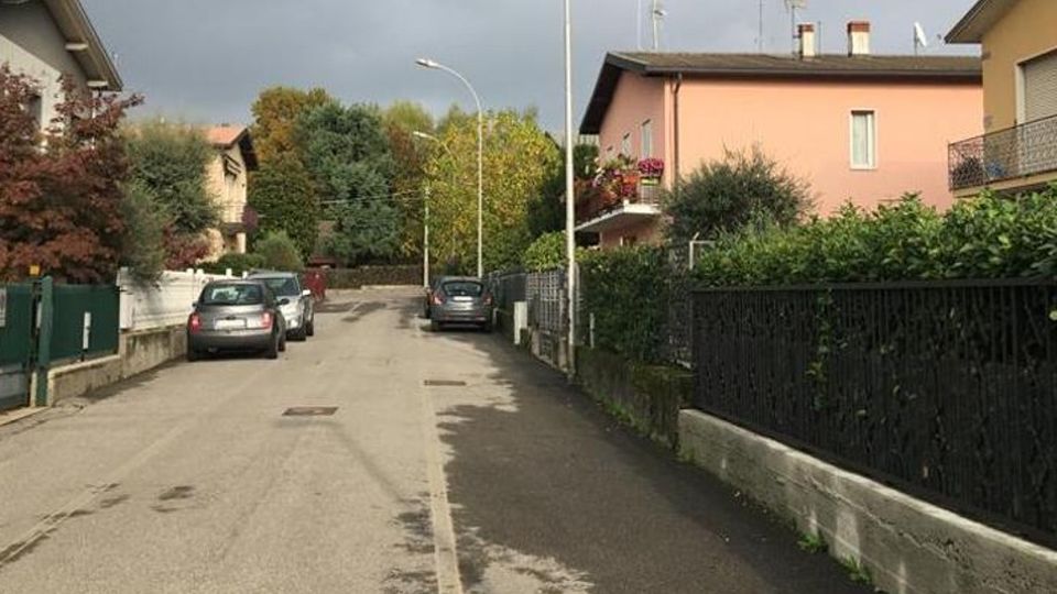 Ladri d’auto e gioielli tra Cantù e Alzate Sparisce anche lo zaino di un ragazzino Ladri d’auto e gioielli tra Cantù e Alzate Sparisce anche lo zaino di un ragazzino