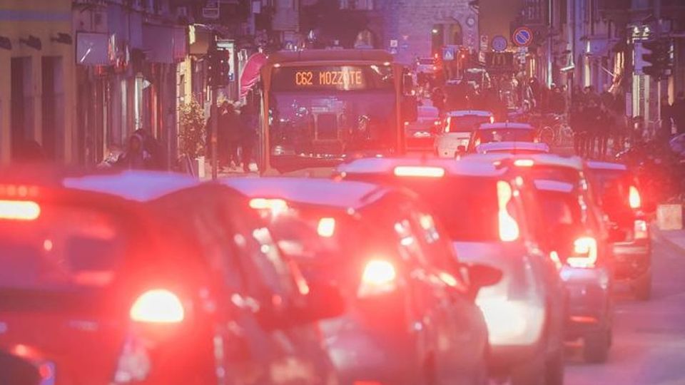 «Chiudere via Milano? Così il caos aumenterà» «Chiudere via Milano? Così il caos aumenterà»