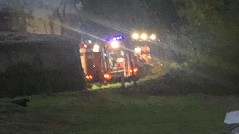 Uggiate, incendio a Somazzo Intervengono i vigili del fuoco Uggiate, incendio a Somazzo Intervengono i vigili del fuoco
