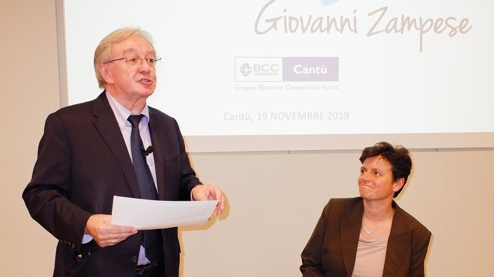 Premi Zampese a Cantù Un aiuto ai giovani Premi Zampese a Cantù Un aiuto ai giovani