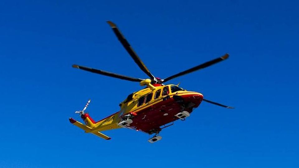 Lecco, scivola sul sentiero ghiacciato Nel dirupo un altro ferito, è grave Lecco, scivola sul sentiero ghiacciato Nel dirupo un altro ferito, è grave