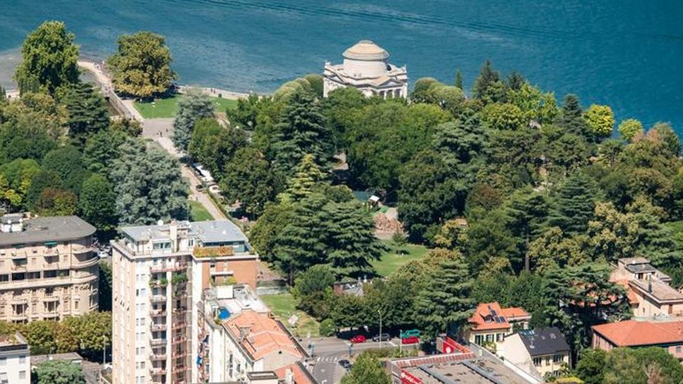 Comune di Como immobile I nuovi giardini ce li sogniamo Comune di Como immobile I nuovi giardini ce li sogniamo