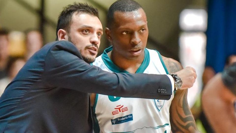 Brienza: «L’urgenza è battere Torino Per essere padroni del nostro destino» Brienza: «L’urgenza è battere Torino Per essere padroni del nostro destino»