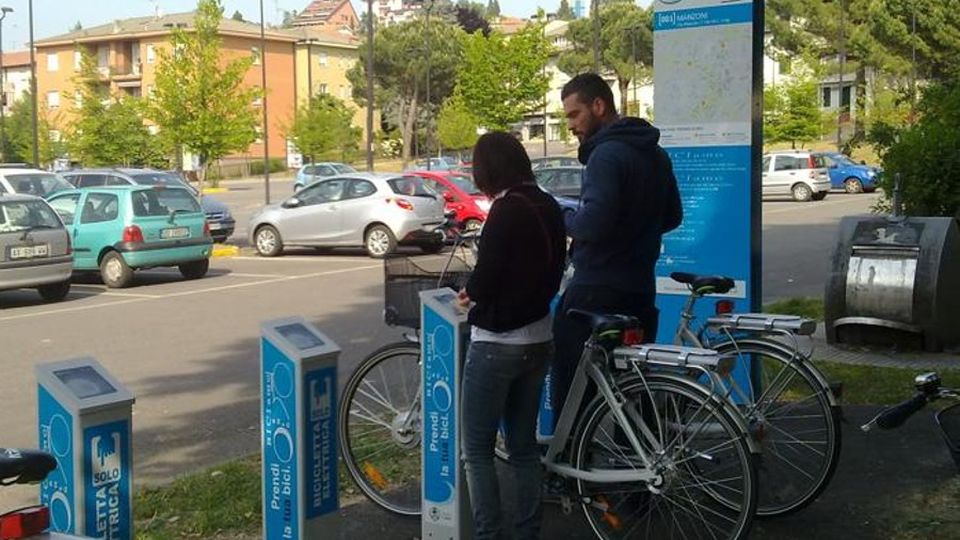 Cantù, il bike sharing torna di moda «Utile ai pendolari di Asnago» Cantù, il bike sharing torna di moda «Utile ai pendolari di Asnago»