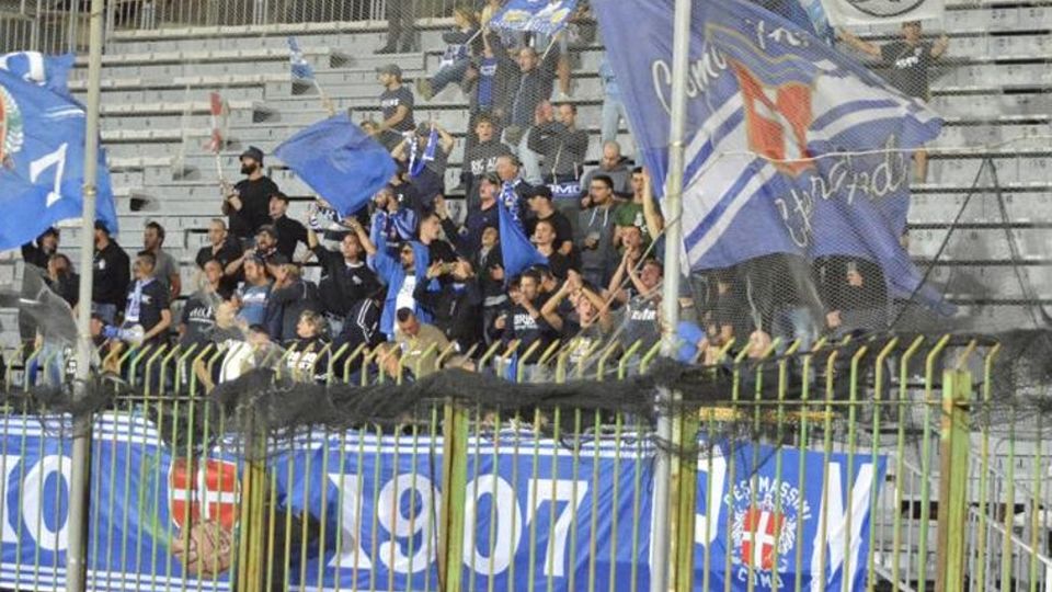 Como e gli abbonamenti In vendita sino a ottobre Como e gli abbonamenti In vendita sino a ottobre