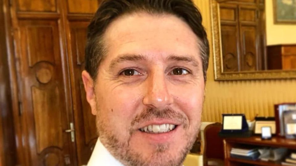Selfie di addio dal Viminale Molteni: «Ringrazio Salvini» Selfie di addio dal Viminale Molteni: «Ringrazio Salvini»