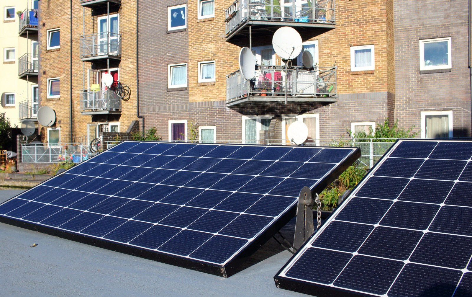 Bonus 110% e condominio, sì ai lavori sulle terrazze per il fotovoltaico