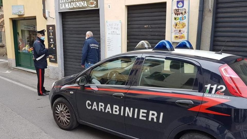 I controlli anti Covid Multe ai titolari di due bar I controlli anti Covid Multe ai titolari di due bar