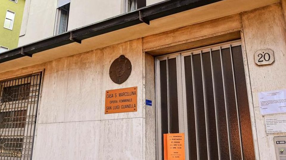 Rsa, ora il Covid fa di nuovo paura Via Grossi, due decessi e 15 positivi Rsa, ora il Covid fa di nuovo paura Via Grossi, due decessi e 15 positivi