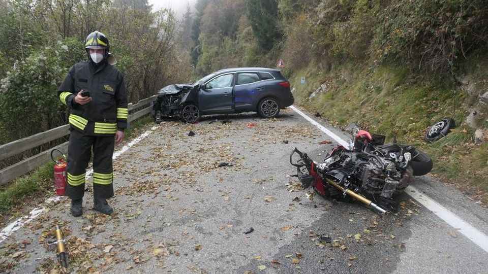 Sormano, l’ultima gita prima del lockdown Muore in moto nello scontro alla Colma Sormano, l’ultima gita prima del lockdown Muore in moto nello scontro alla Colma