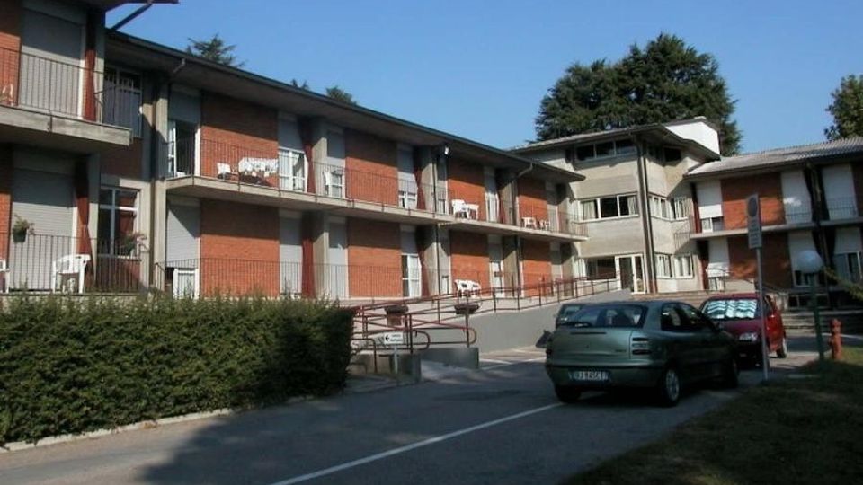 Olgiate, casa di riposo «Contagiato l’80%» Olgiate, casa di riposo «Contagiato l’80%»