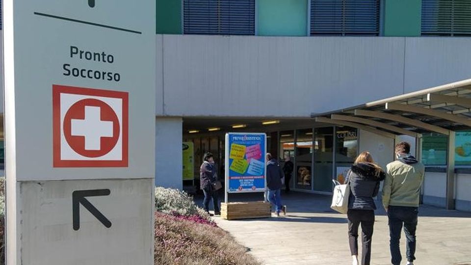 Coronavirus: basta Sant’Anna «I codici bianchi vanno a Cantù» Coronavirus: basta Sant’Anna «I codici bianchi vanno a Cantù»