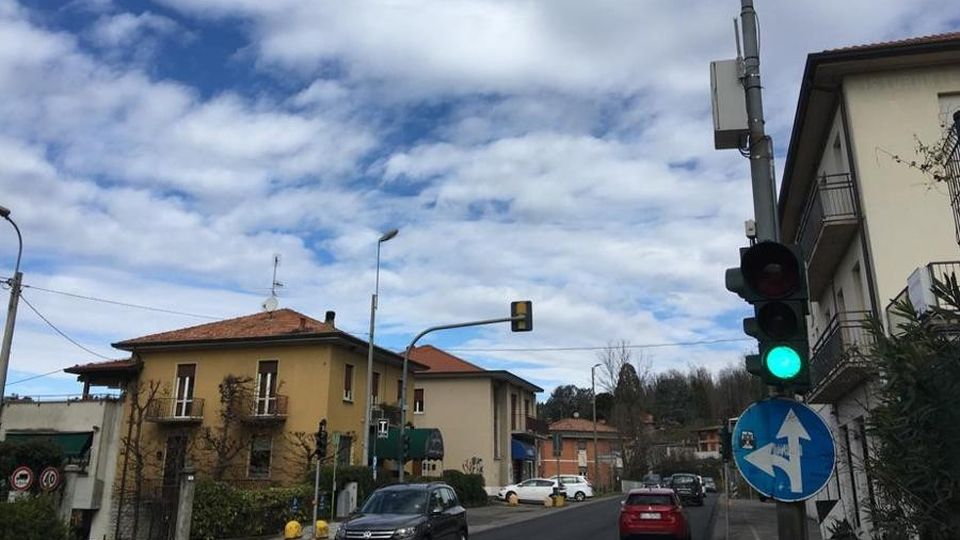 Attenti al rosso sulla Canturina Ritorna il “T-Red” a Olmeda Attenti al rosso sulla Canturina Ritorna il “T-Red” a Olmeda