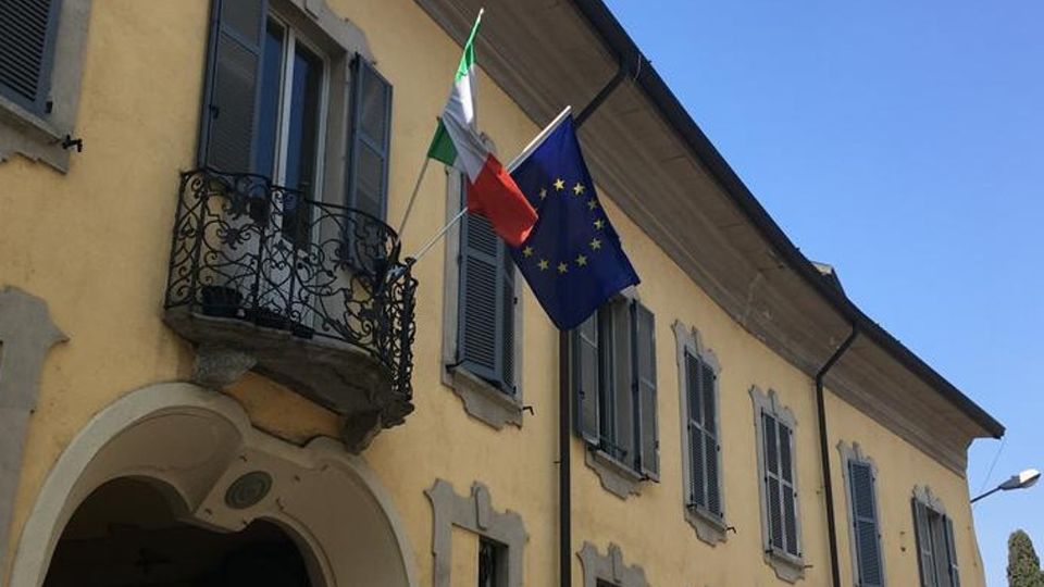 Case di riposo, un aprile tragico Tra Cantù e Capiago 60 decessi Case di riposo, un aprile tragico Tra Cantù e Capiago 60 decessi