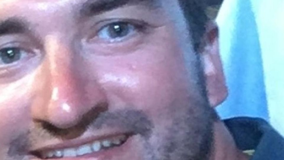 «Febbre alta, tanto freddo e poi il buio» Così Luca è finito nel tunnel a 38 anni «Febbre alta, tanto freddo e poi il buio» Così Luca è finito nel tunnel a 38 anni