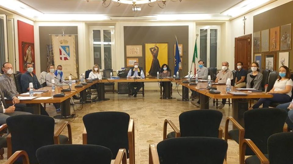 Lomazzo, il saluto dell’ex sindaco «Ma mi aspettavo più solidarietà» Lomazzo, il saluto dell’ex sindaco «Ma mi aspettavo più solidarietà»