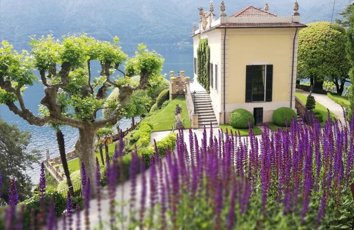 Uno splendido scorcio della Loggia Durini che fa parte del compendio di Villa Balbianello