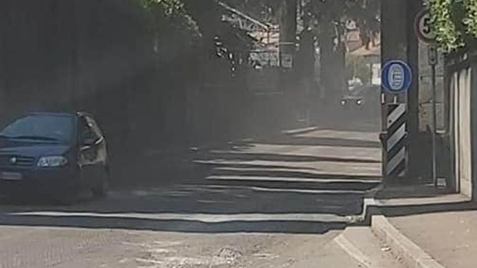 Caos polvere per le asfaltature Anas Tremezzina ottiene il rinvio dei lavori Caos polvere per le asfaltature Anas Tremezzina ottiene il rinvio dei lavori