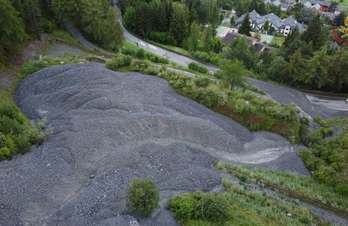 Maltempo statale stelvio interrotta 38 frana