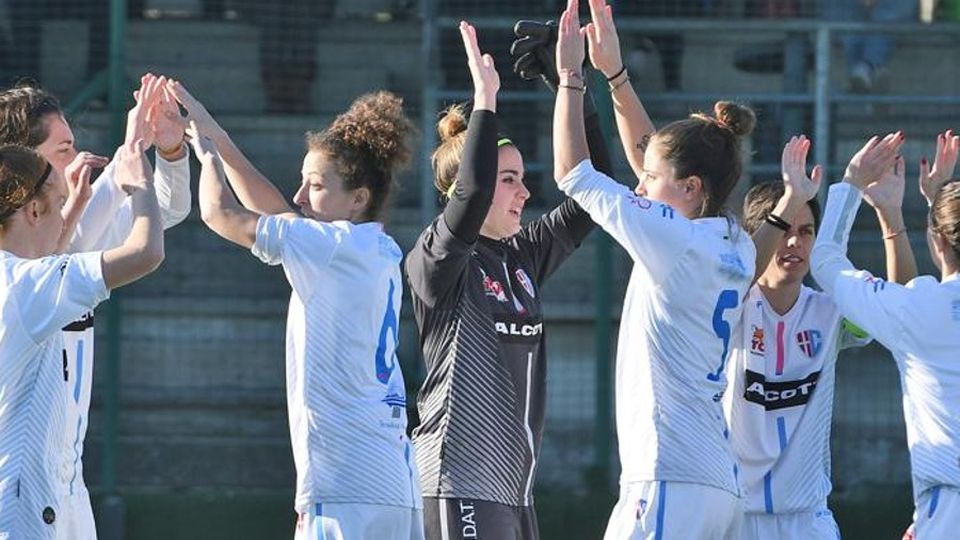 Nuovo Como femminile «Ora in A con Tavecchio» Nuovo Como femminile «Ora in A con Tavecchio»