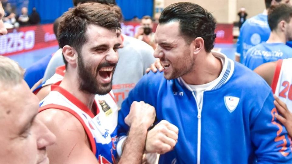 Cantù, guarda chi si rivede Parrillo e Burns con Brescia Cantù, guarda chi si rivede Parrillo e Burns con Brescia
