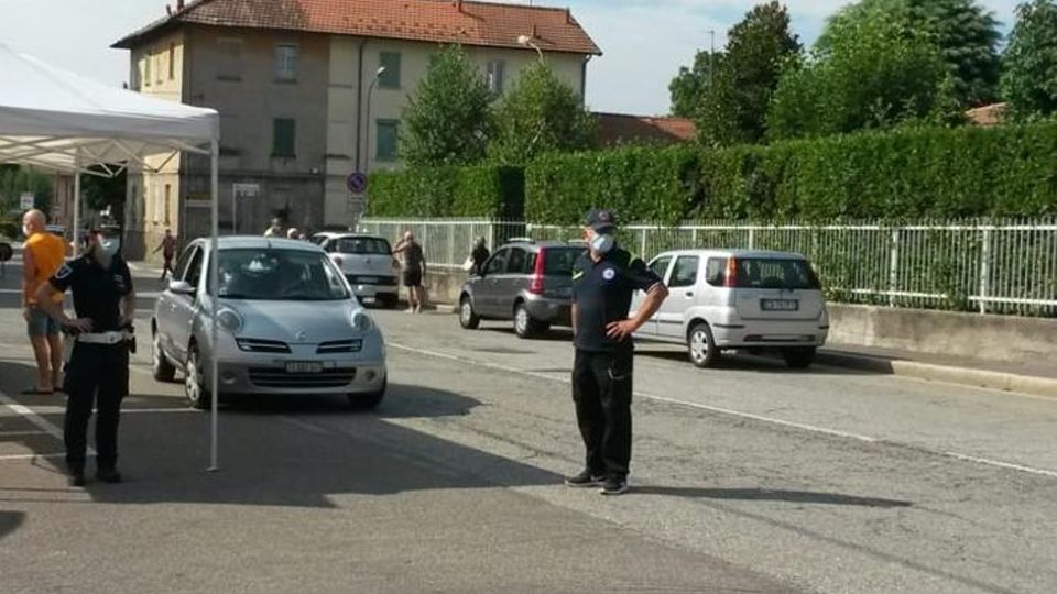 Torna il senso unico E arrivano le multe Torna il senso unico E arrivano le multe