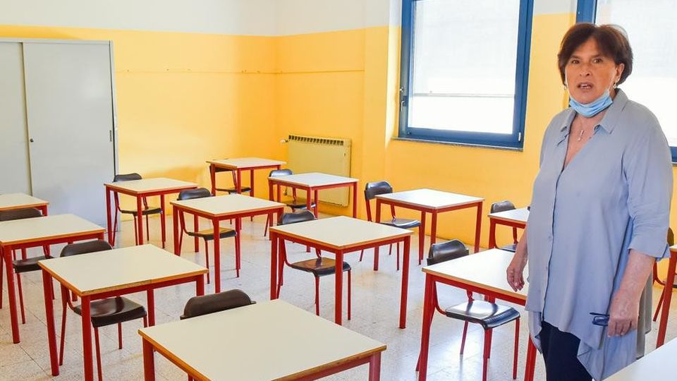 Como: piovono certificati Centinaia di prof resteranno a casa? Como: piovono certificati Centinaia di prof resteranno a casa?