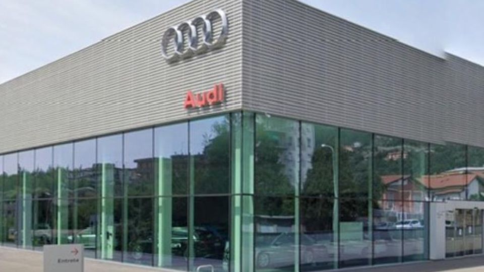 Spaccata alla concessionaria Rubata un’Audi a Lipomo Spaccata alla concessionaria Rubata un’Audi a Lipomo
