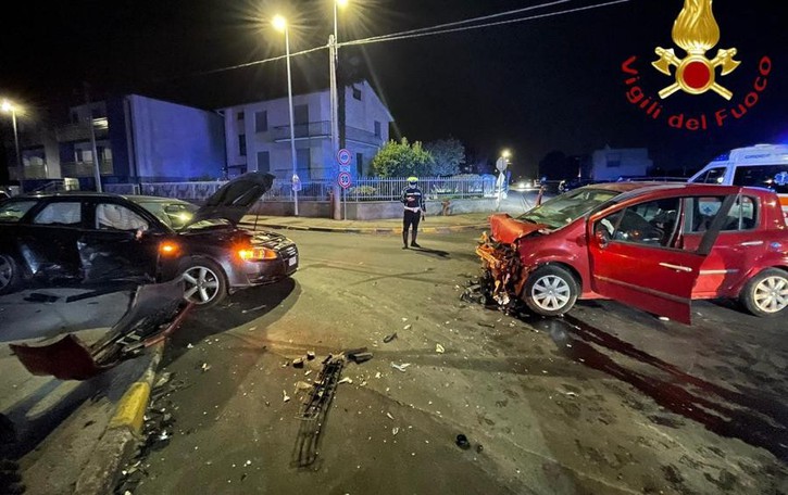 Cirimido, scontro tra auto Tre persone ferite