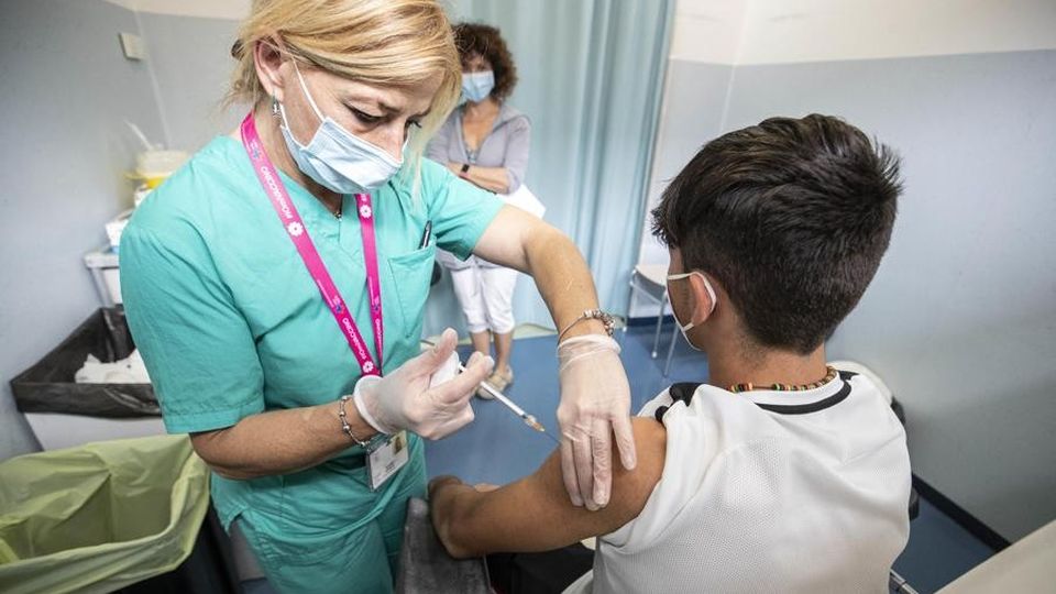 Covid: a Como 15 casi, 3 a Lecco e 2 a Sondrio In Italia 3.405 positivi con 52 vittime Covid: a Como 15 casi, 3 a Lecco e 2 a Sondrio In Italia 3.405 positivi con 52 vittime