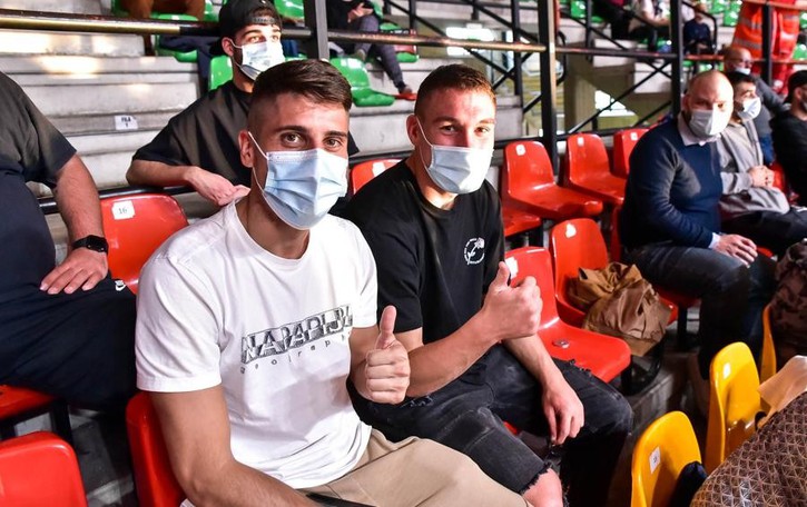 Gabrielloni e Iovine trai tifosi vip di Cantù