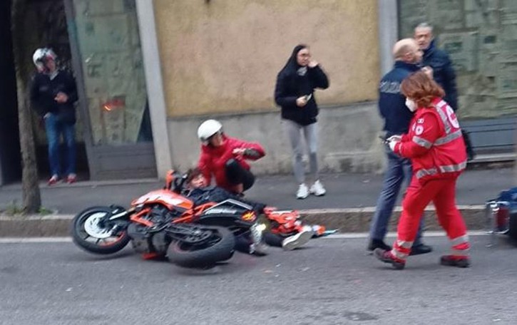 Scontro tra moto in via Dante Tre ragazzi in ospedale